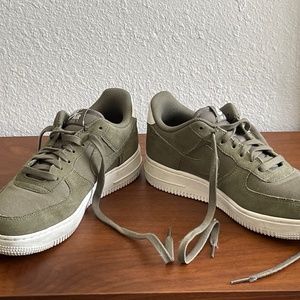 Nike Air Force 1